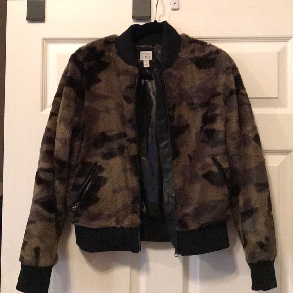 SUPER SOFT CAMO BOMBER JACKET